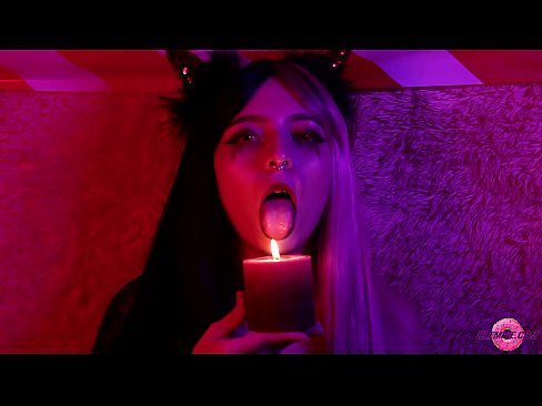 ❤️ Strastveno pušenje od seksi sukubusa s ispunjenim ustima ❤ Analni video kod nas ❌